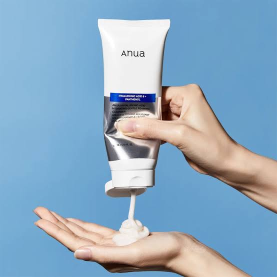 ANUA 8 Hyaluronic Acid Hydrating Gentle Foaming Cleanser - 150ml