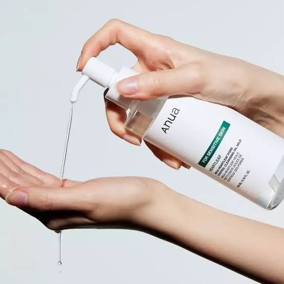 Anua Heartleaf Pore Control Cleansing Oil Mild - 200ml